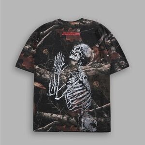 NO WEAPON SHALL PROSPER “PREMIUM” OVERSIZED UNISEX TEE DARC BROWN WOODLAND CAMO